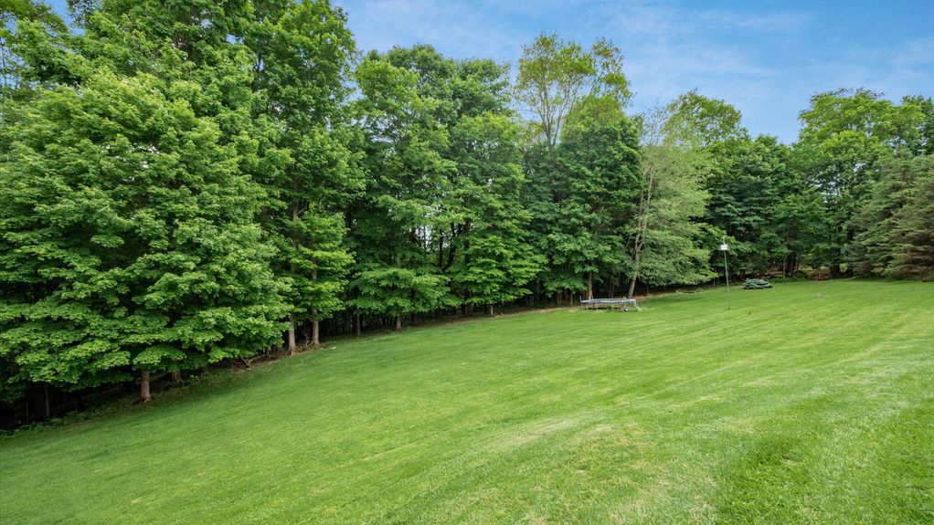 12-z 440 Dorrence Rd Exterior012