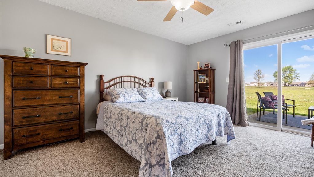 14-z 42 Ellington Commons068