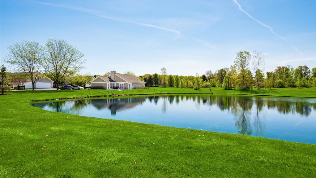 26-z 42 Ellington Commons169-2