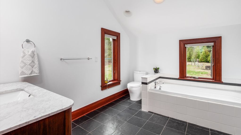 32-z 440 Dorrence Rd097