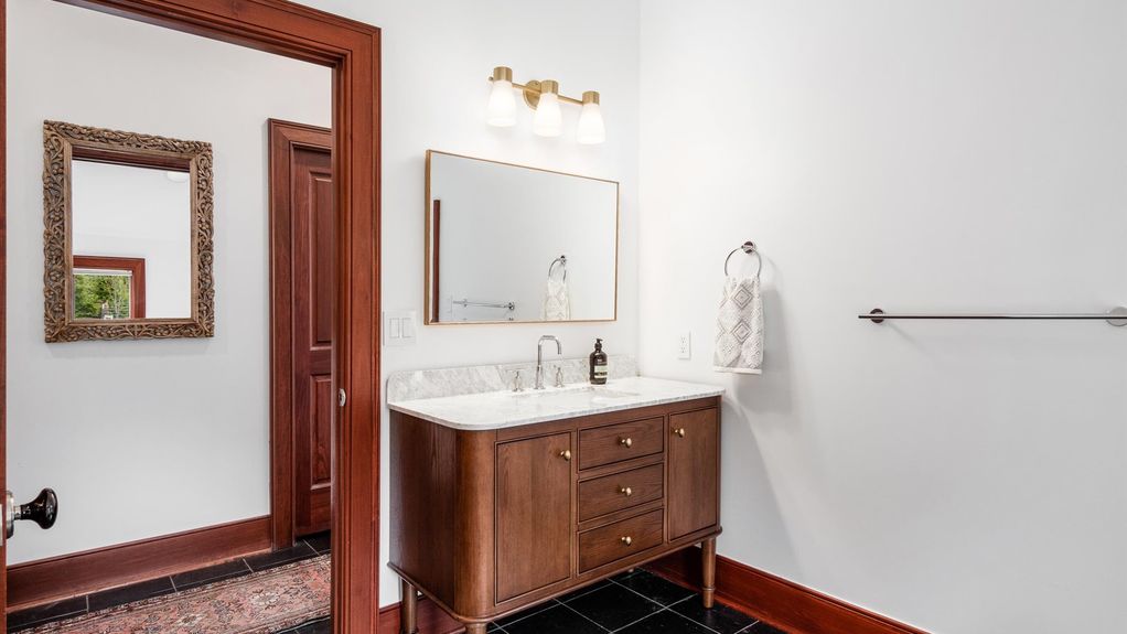 33-z 440 Dorrence Rd100