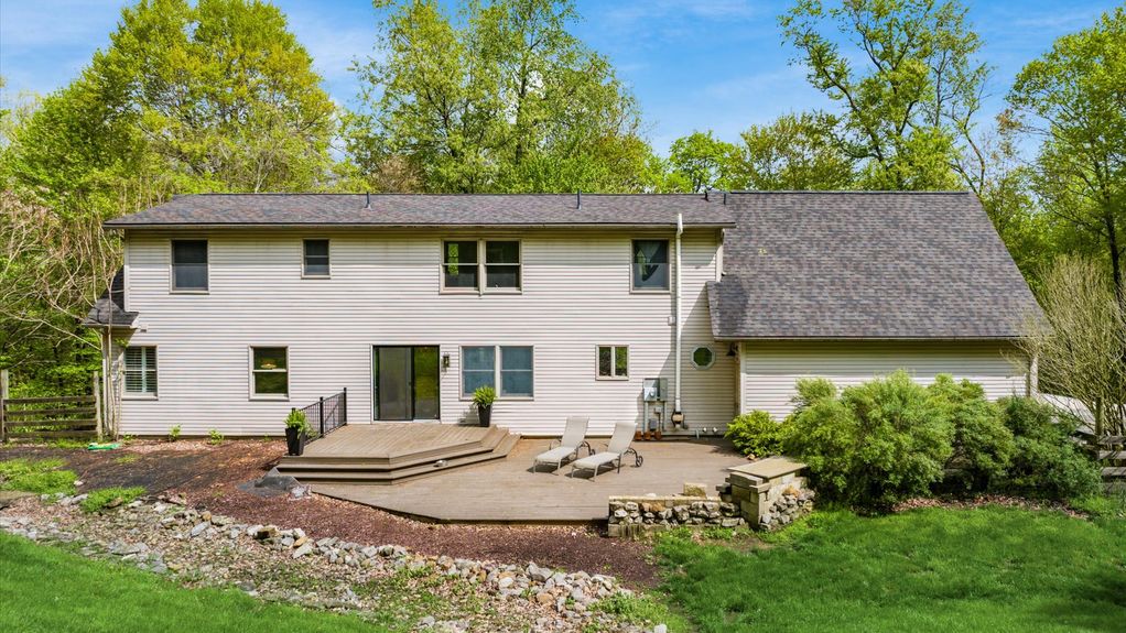 35-z 565 Welsh Ln143