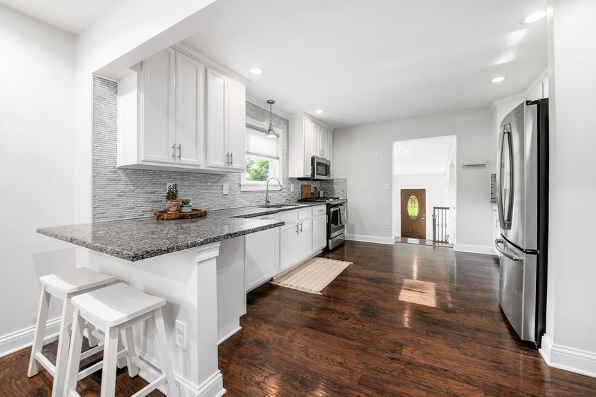 008_ Rd Columbus OH 43214 USA