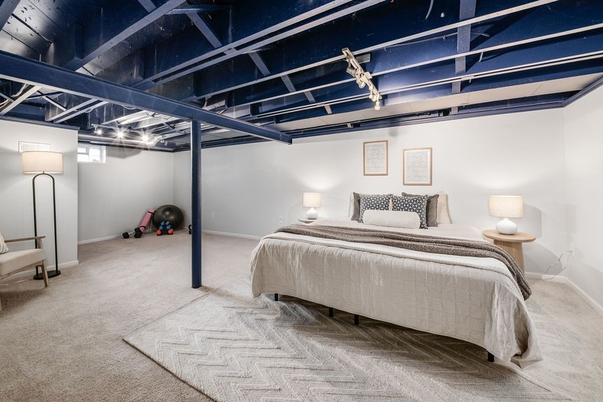 021_ Rd Columbus OH 43214 USA