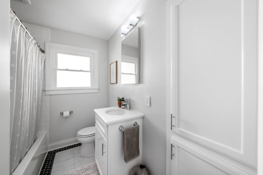 024_ Rd Columbus OH 43214 USA