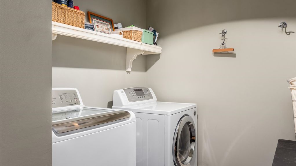 031-z 122 Boulder Ct053