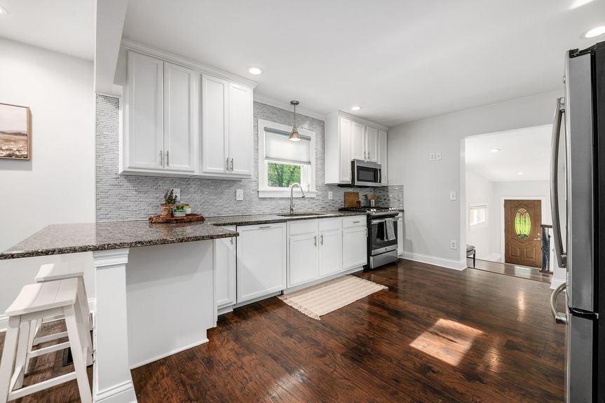 033_ Rd Columbus OH 43214 USA