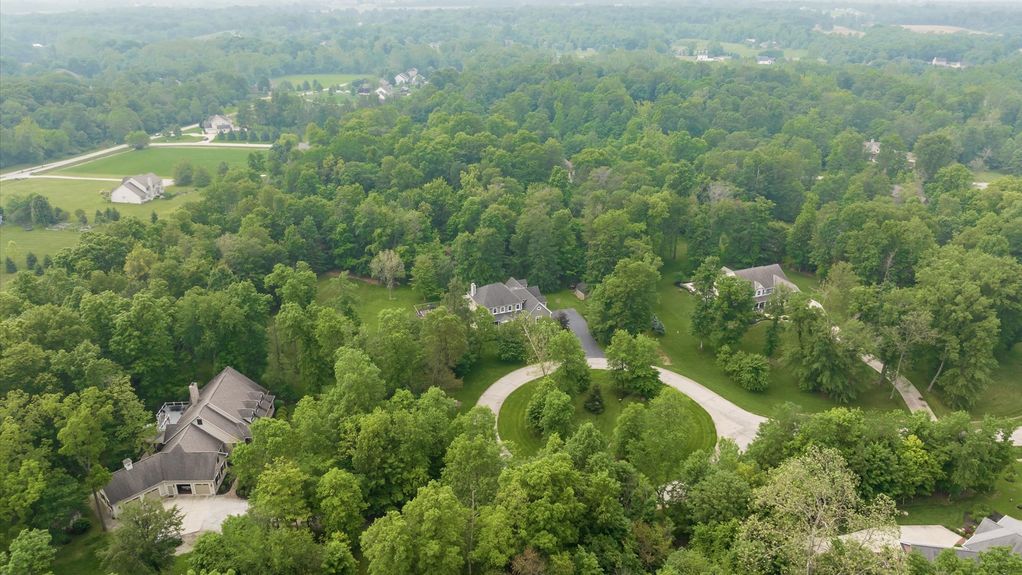 050-z 122 Boulder Ct230