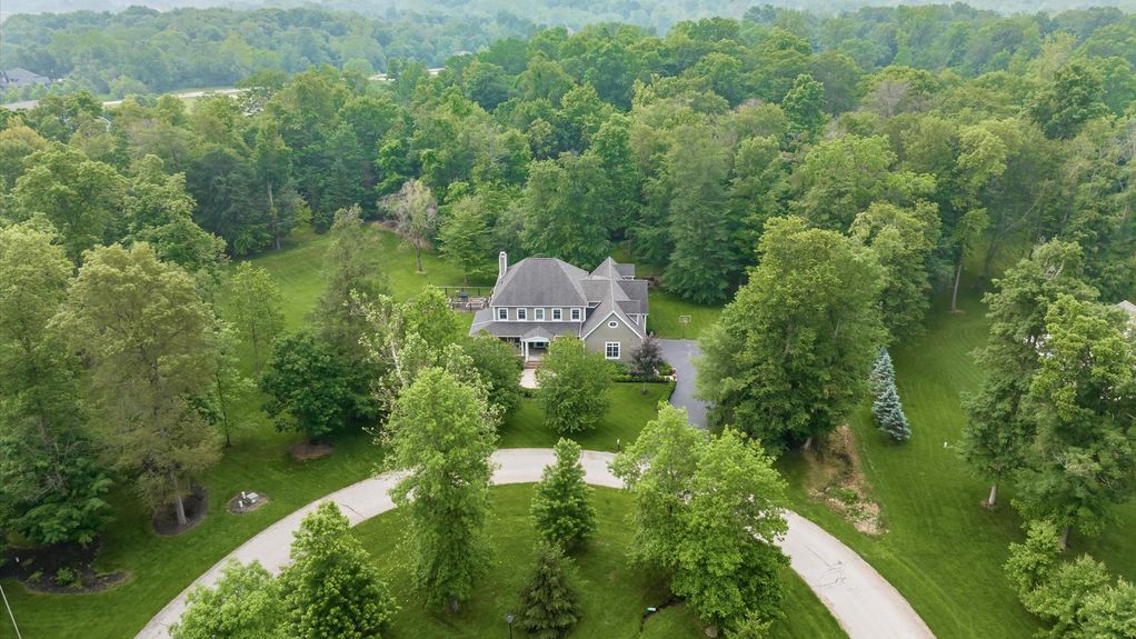 054-z 122 Boulder Ct233