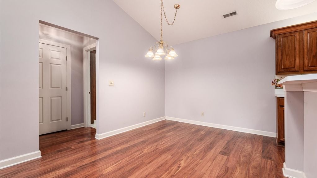 06-z 74 Stonington Cir013