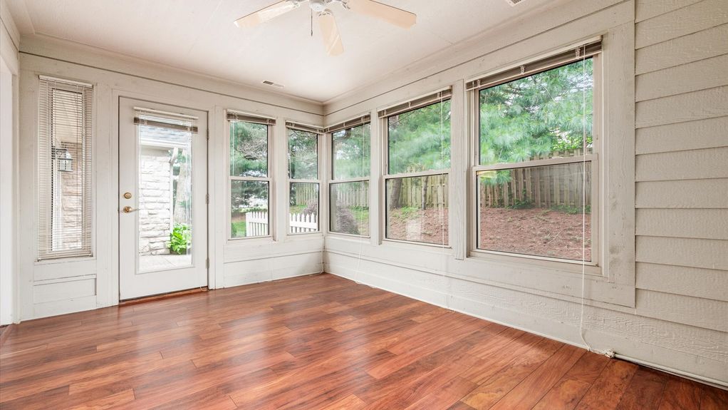 13-z 74 Stonington Cir030