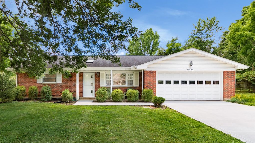 01-zj 41 Denison Ct001-2-Edit