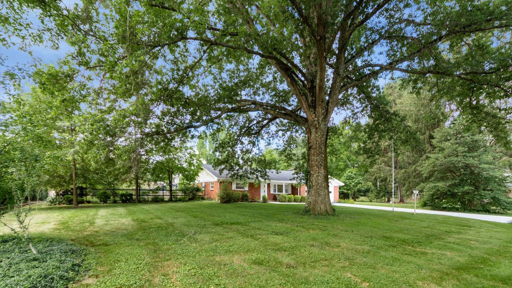 04-zj 41 Denison Ct006-2