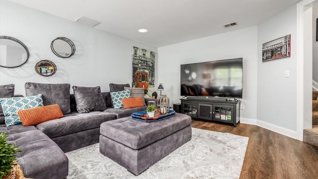 056-z 108 Hawks Cove143