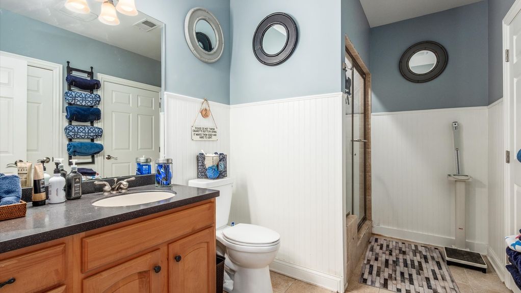 067-z 108 Hawks Cove007