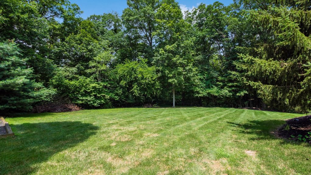 069-z 108 Hawks Cove175