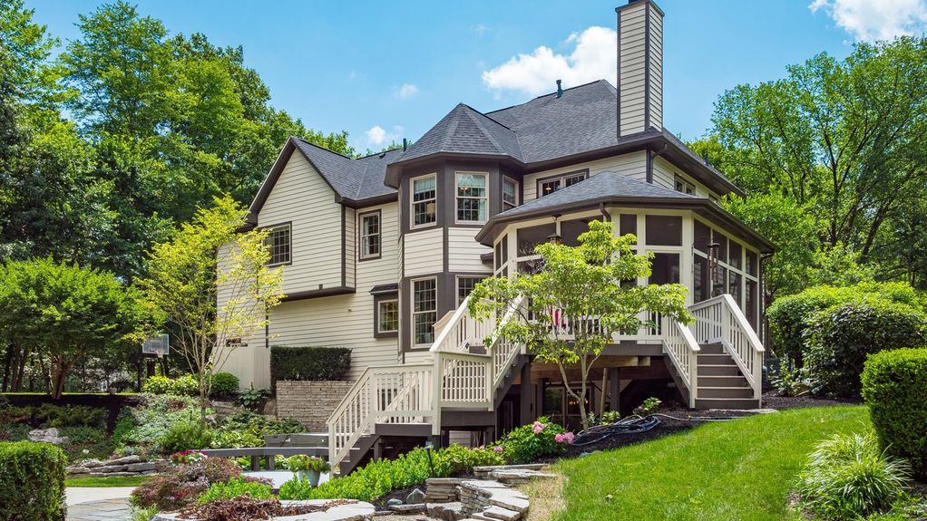 070-z 108 Hawks Cove176