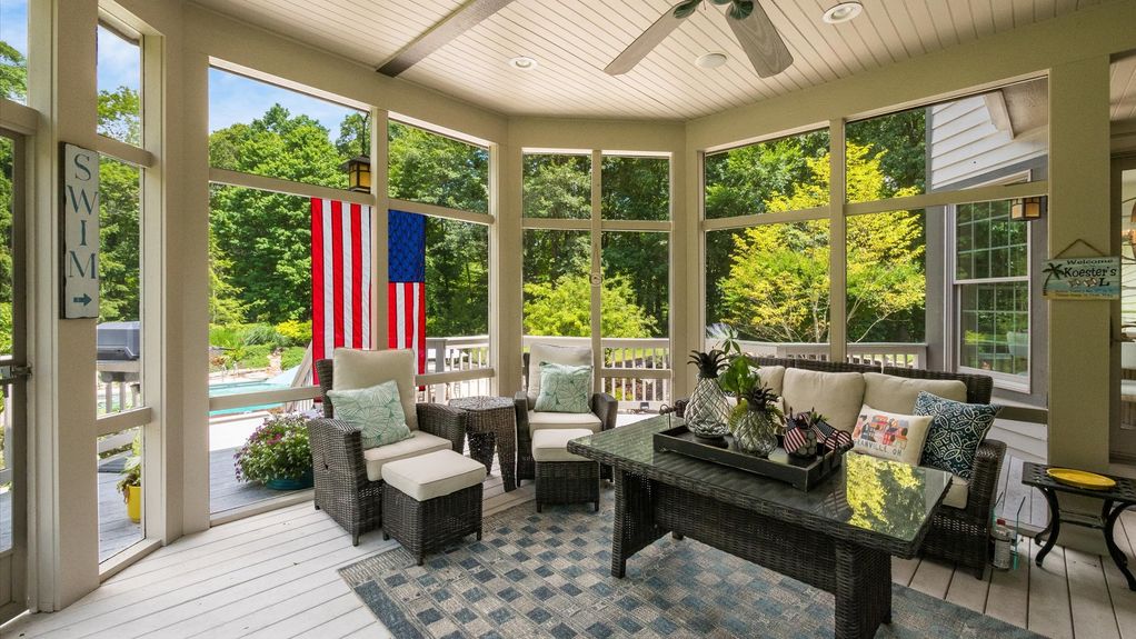 088-z 108 Hawks Cove194