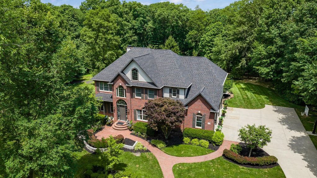 100-z 108 Hawks Cove203