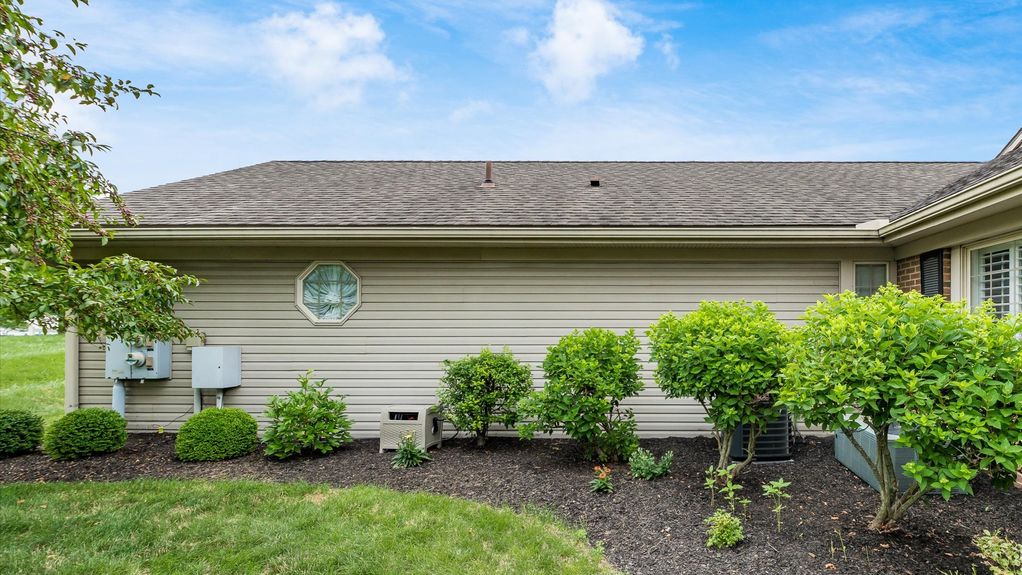 25-zj 733 Windsor Ln065