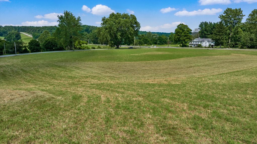 27-z 1001 Dry Creek Rd022