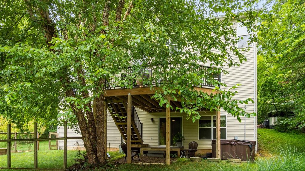 45-z 275 Bridle Path112