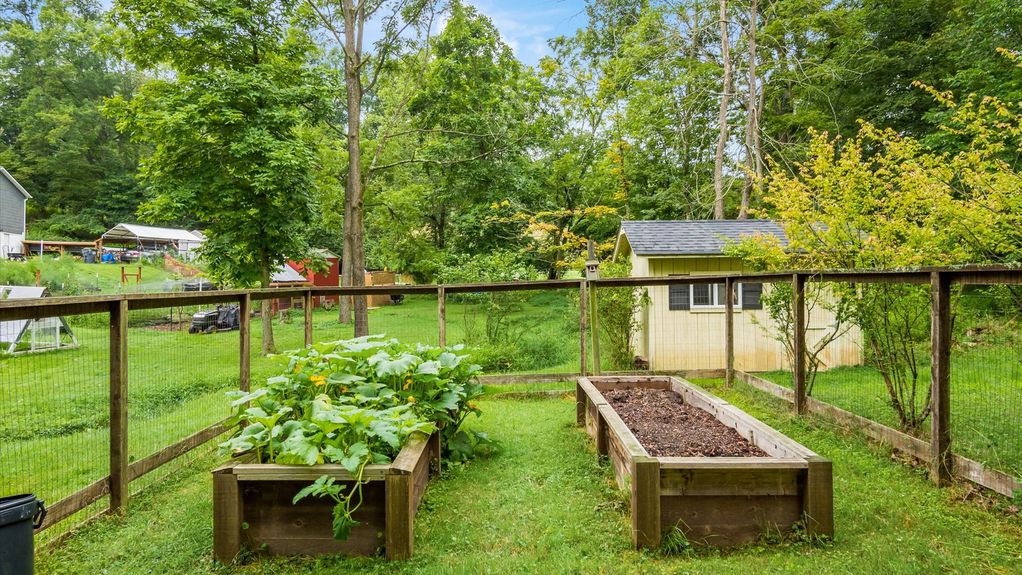 53-z 275 Bridle Path120