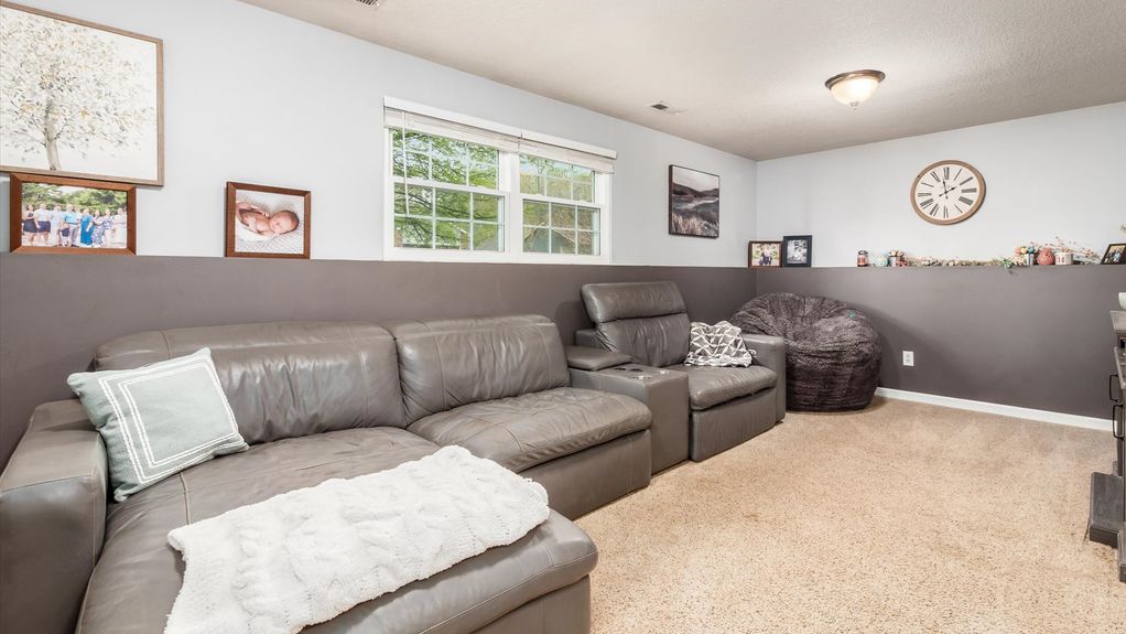 28-z 1649 Lewie Dr072