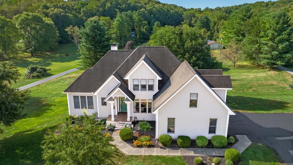 56-z 153 Marlyn173-2