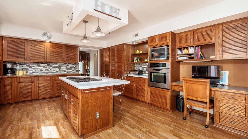 20-z 21 Carmarthen075