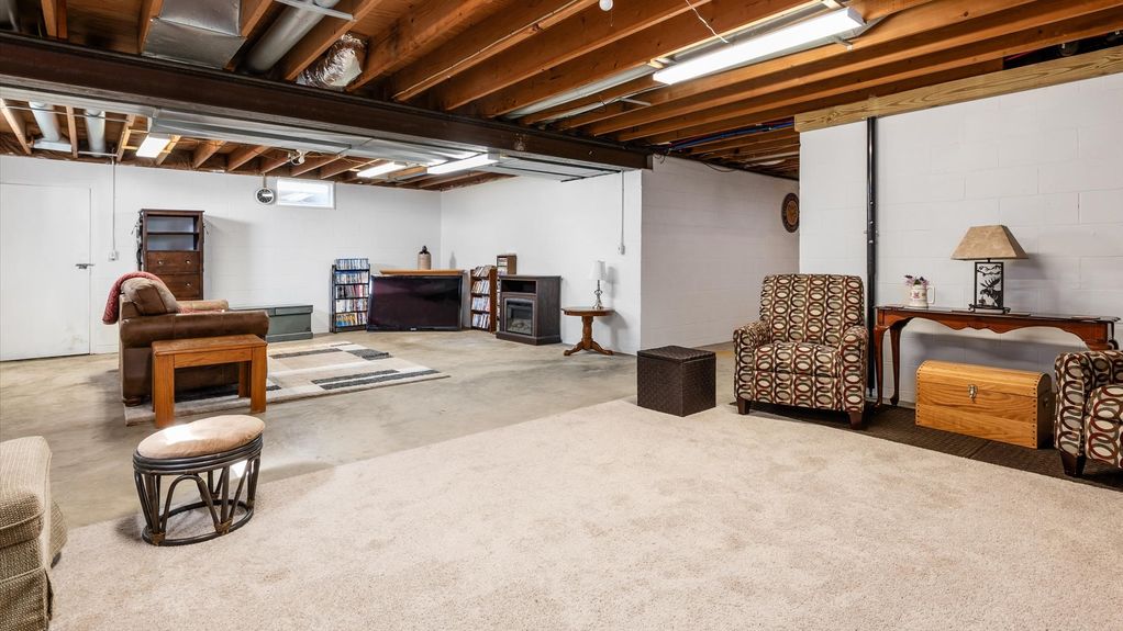 40-zj 13361 Bolen Rd NE114