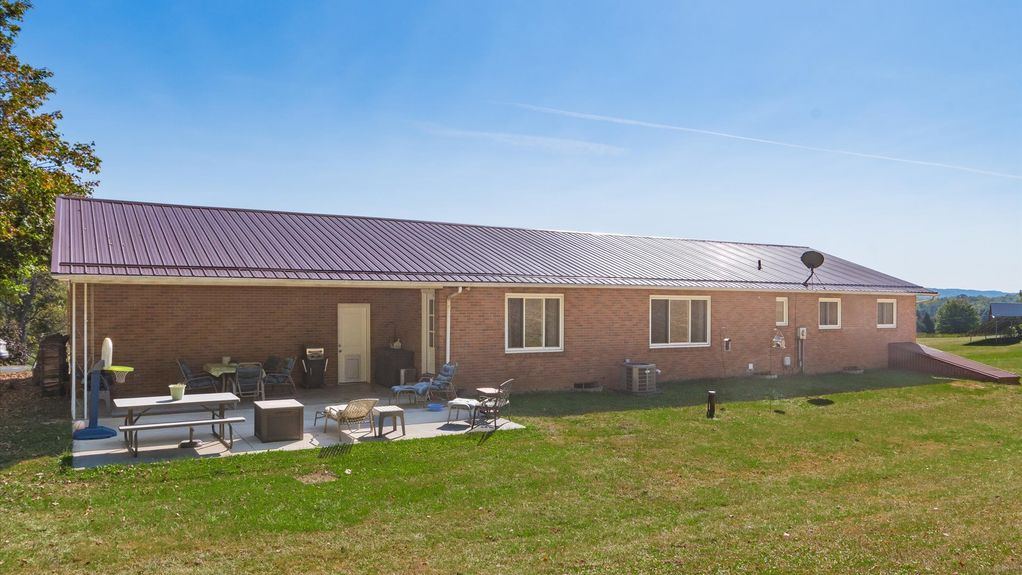 44-zj 13361 Bolen Rd NE128