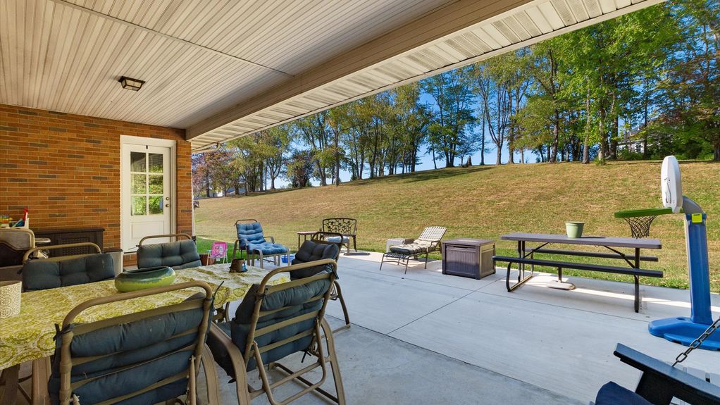 47-zj 13361 Bolen Rd NE132