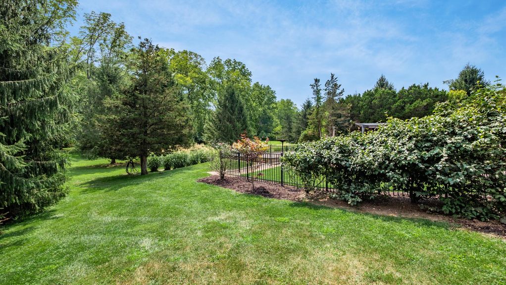 11-z 2160 Cambria Mill011