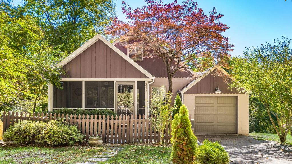 03-zj 343 W Maple St003-2