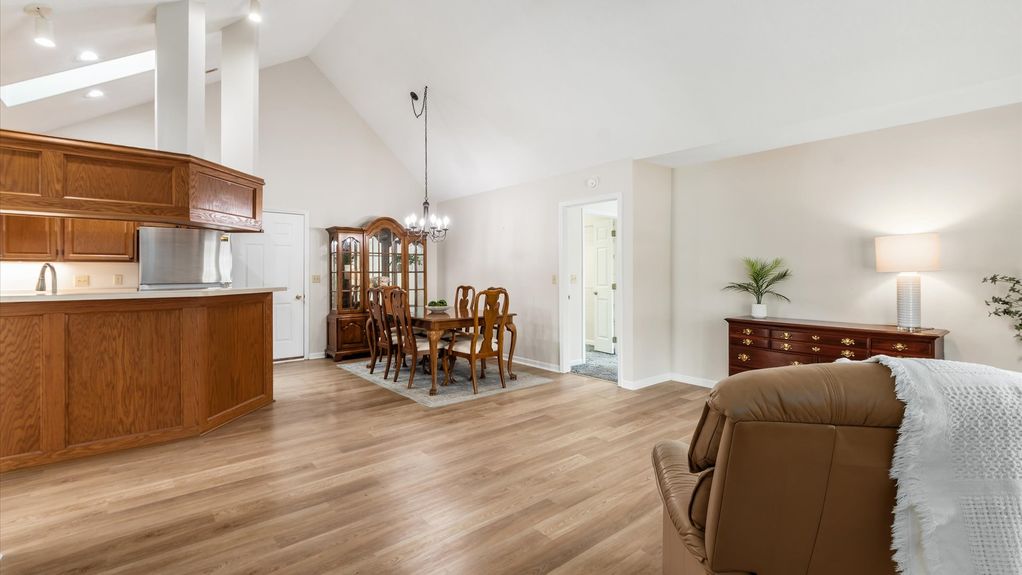 07-zj 201 Shannon Ln001