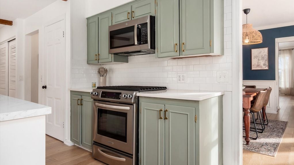 11-z 160 Edgewood054