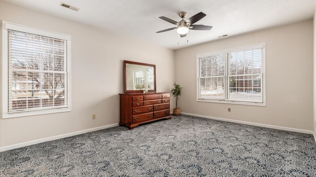 20-zj 201 Shannon Ln032