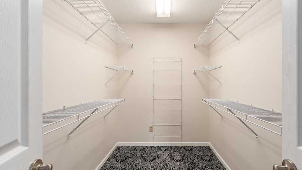 23-zj 201 Shannon Ln039