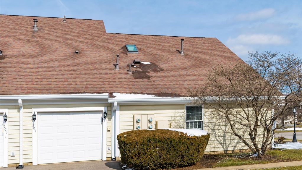 31-zj 201 Shannon Ln059-2