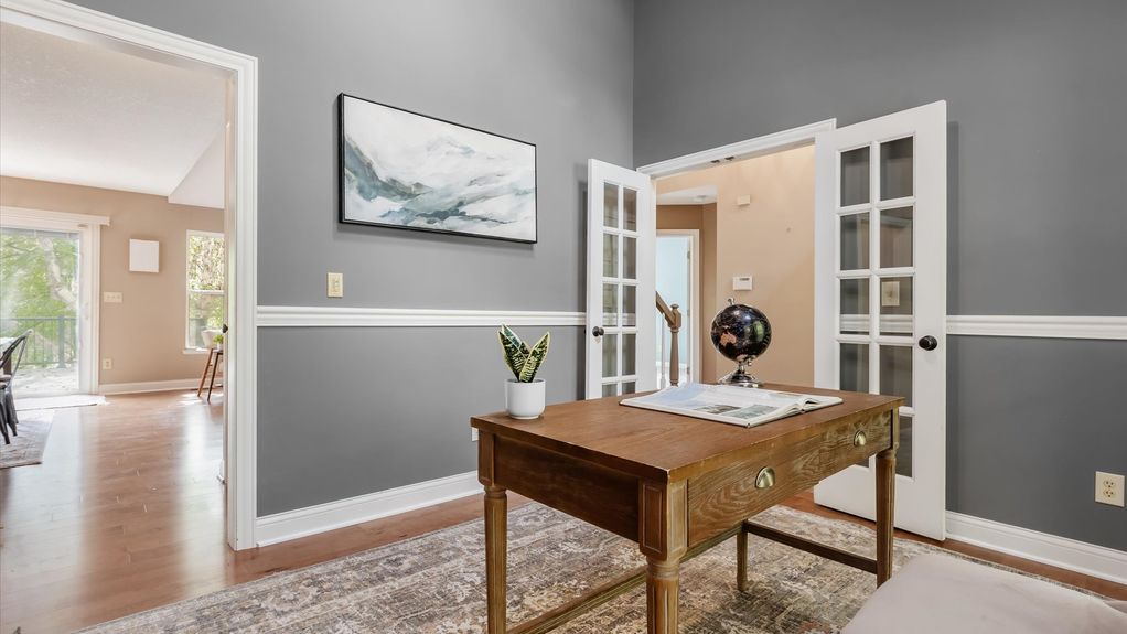 04-zj 275 Bridle Path Ln010