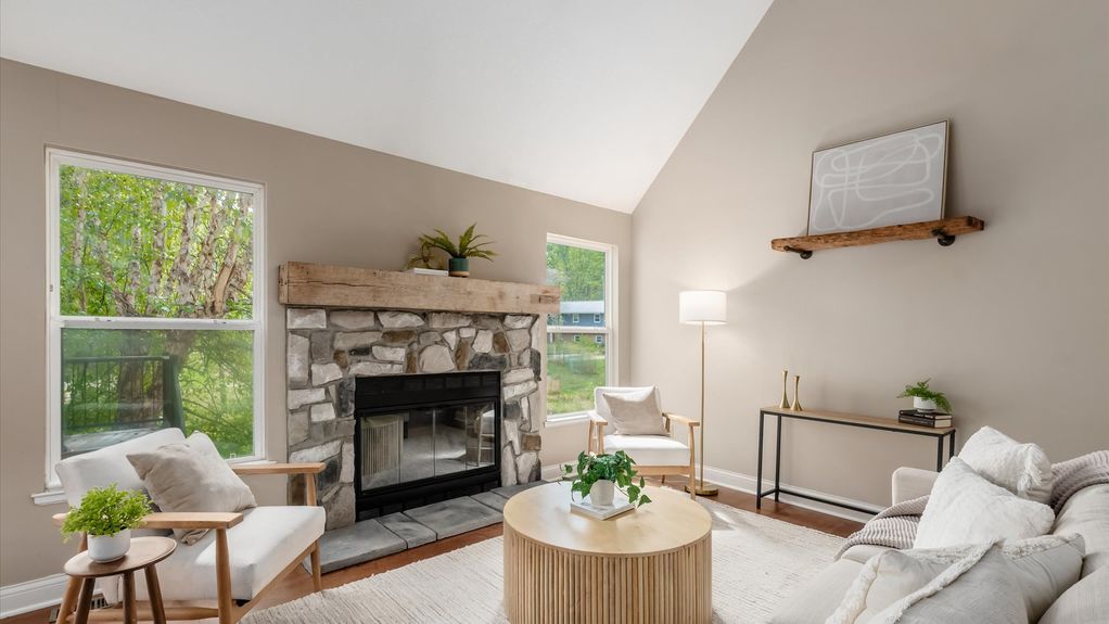 08-zj 275 Bridle Path Ln022