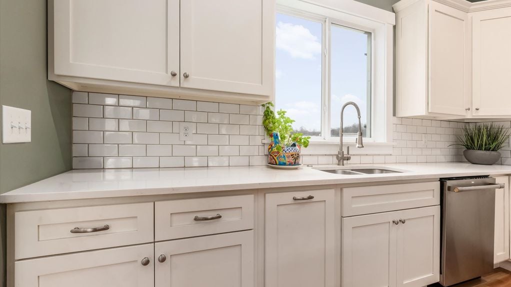 19-zj 4608 Philipps Rd089