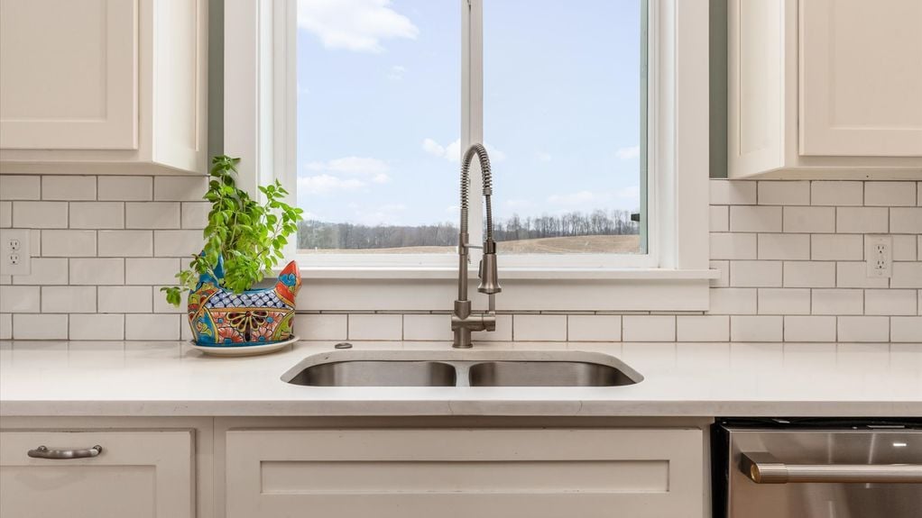 21-zj 4608 Philipps Rd095