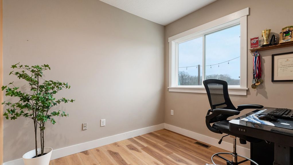 30-zj 4608 Philipps Rd104