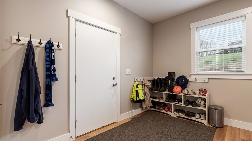 33-zj 4608 Philipps Rd116