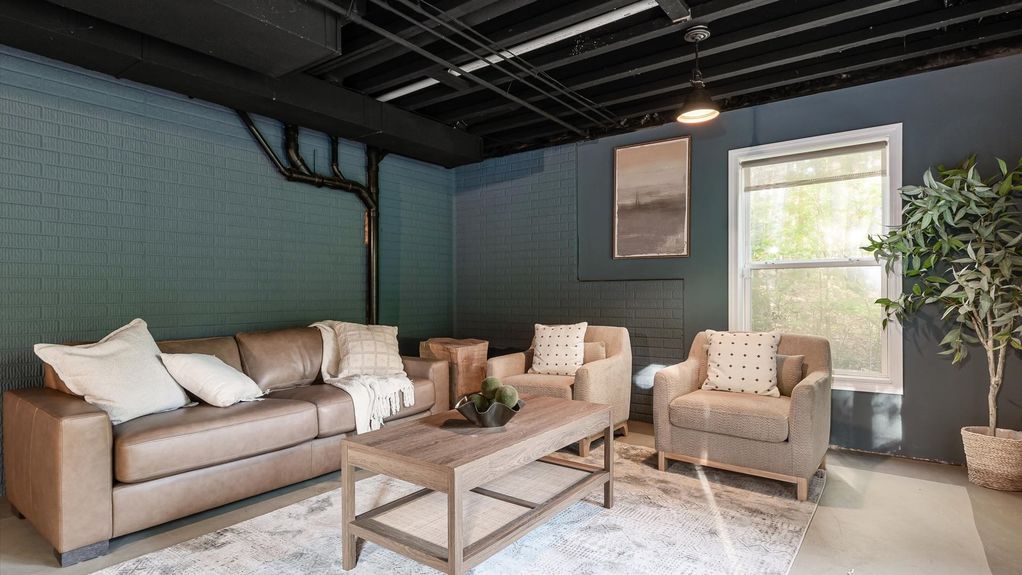 42-zj 275 Bridle Path Ln 111