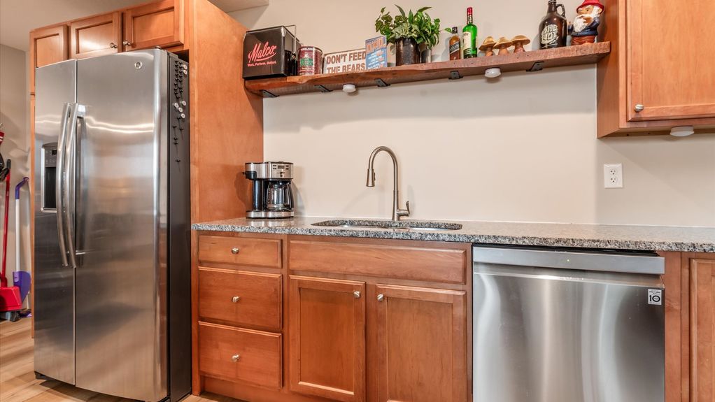 44-zj 4608 Philipps Rd168