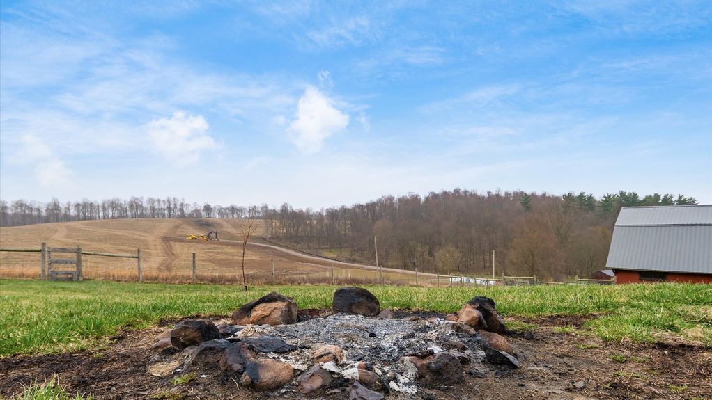 57-zj 4608 Philipps Rd012