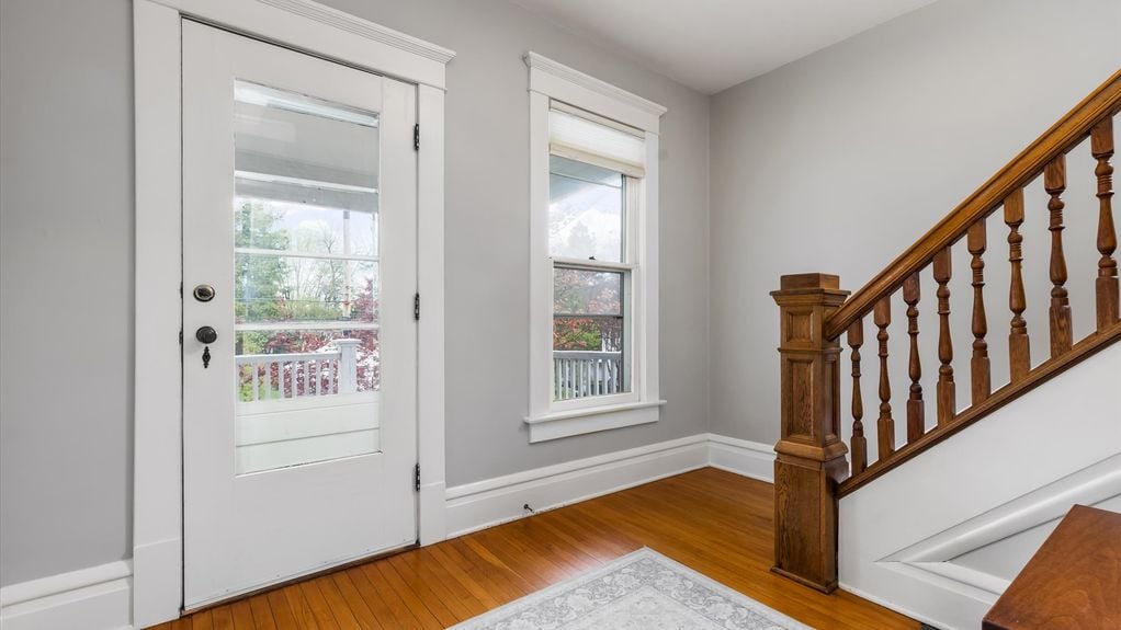 02-zj 337 N Pearl St004